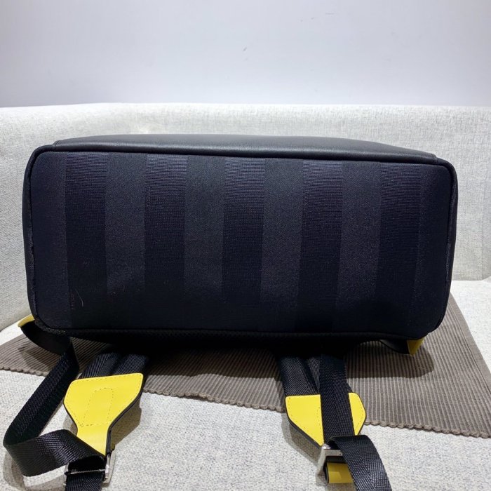 202109SS新作 FENDI フェンディ メンズ リュックバックスーパーコピー