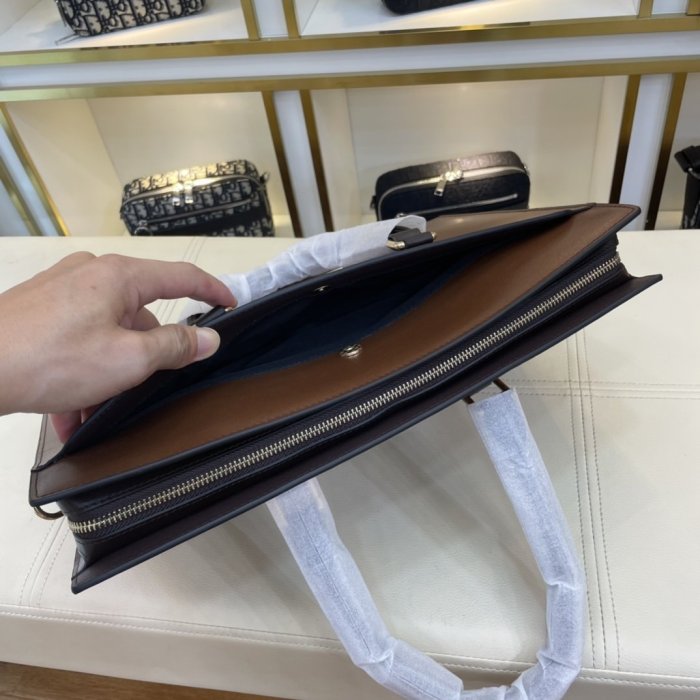 202109SS新作 Prada プラダ メンズ ハンドバックスーパーコピー