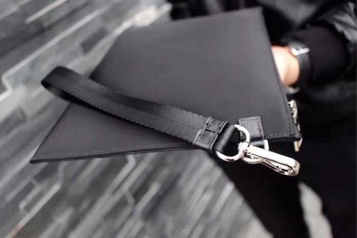 202109SS新作 Prada プラダ メンズ ハンドバックスーパーコピー