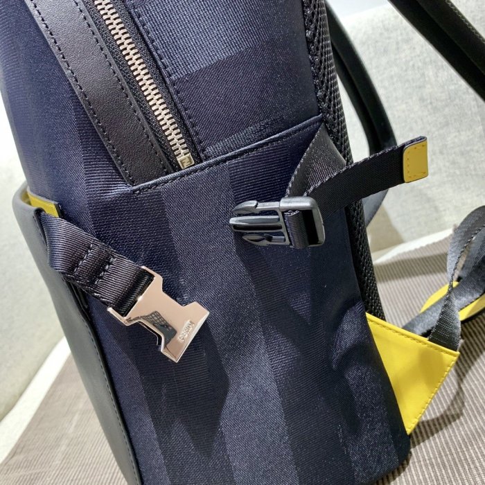 202109SS新作 FENDI フェンディ メンズ リュックバックスーパーコピー