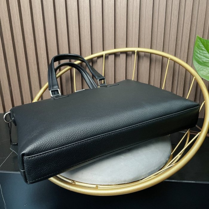 202109SS新作 Prada プラダ メンズ ハンドバックスーパーコピー