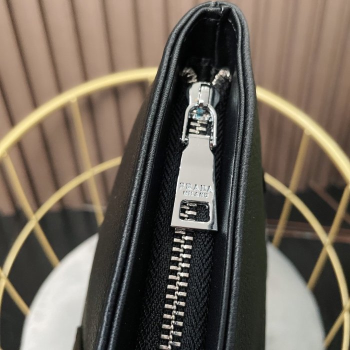 202109SS新作 Prada プラダ メンズ ハンドバックスーパーコピー