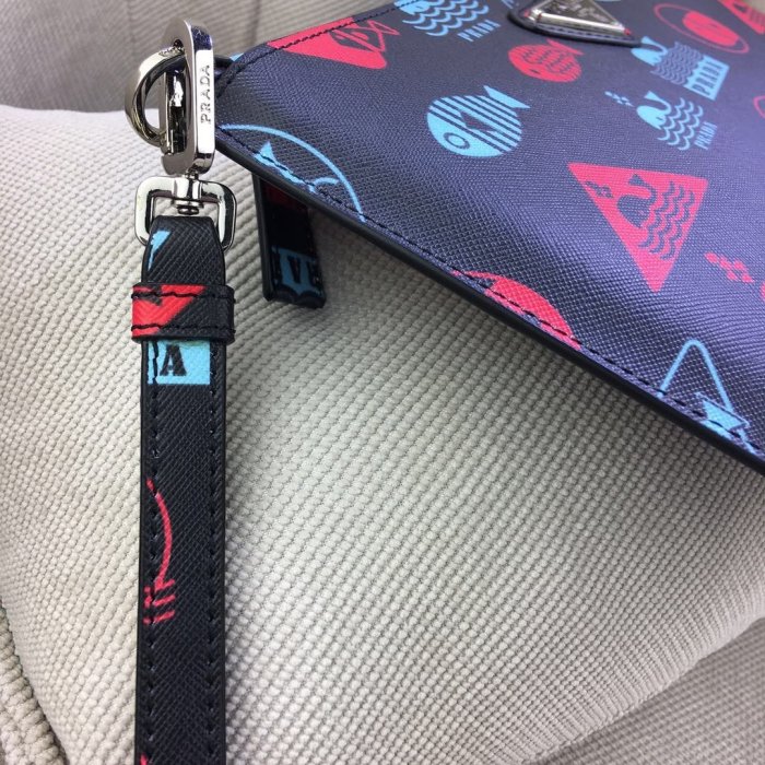 202109SS新作 Prada プラダ メンズ ハンドバックスーパーコピー