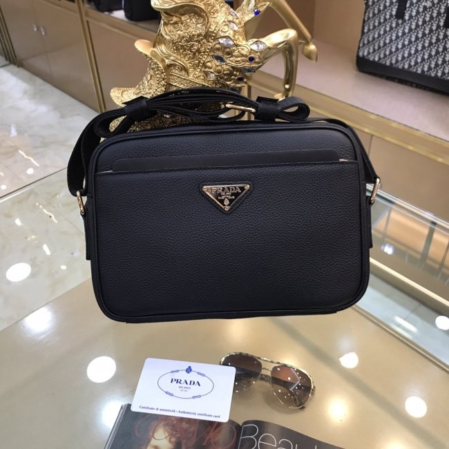 202109SS新作 Prada プラダ メンズ ショルダーバックスーパーコピー