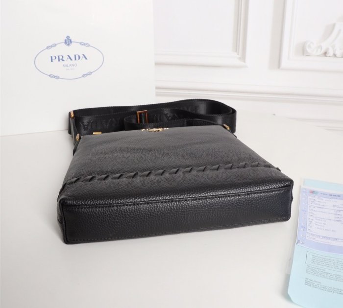 202109SS新作 Prada プラダ メンズ ショルダーバックスーパーコピー