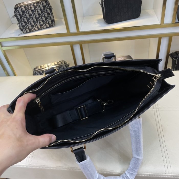 202109SS新作 Prada プラダ メンズ ハンドバックスーパーコピー