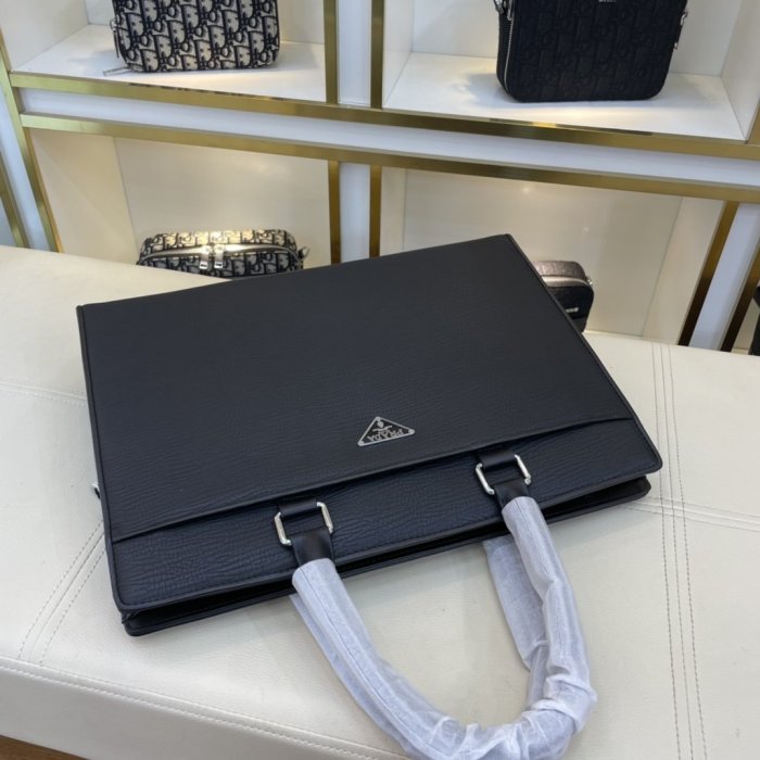 202109SS新作 Prada プラダ メンズ ハンドバックスーパーコピー