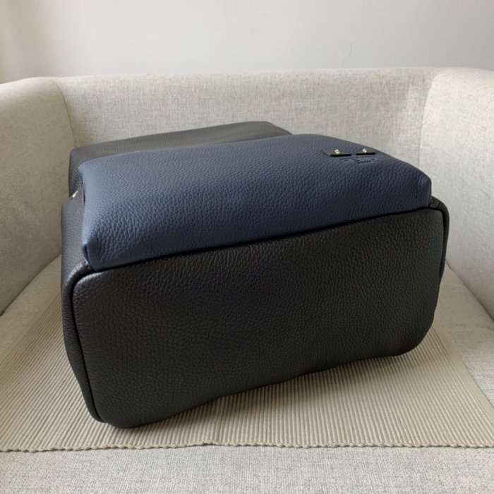 202109SS新作 FENDI フェンディ メンズ リュックバックスーパーコピー