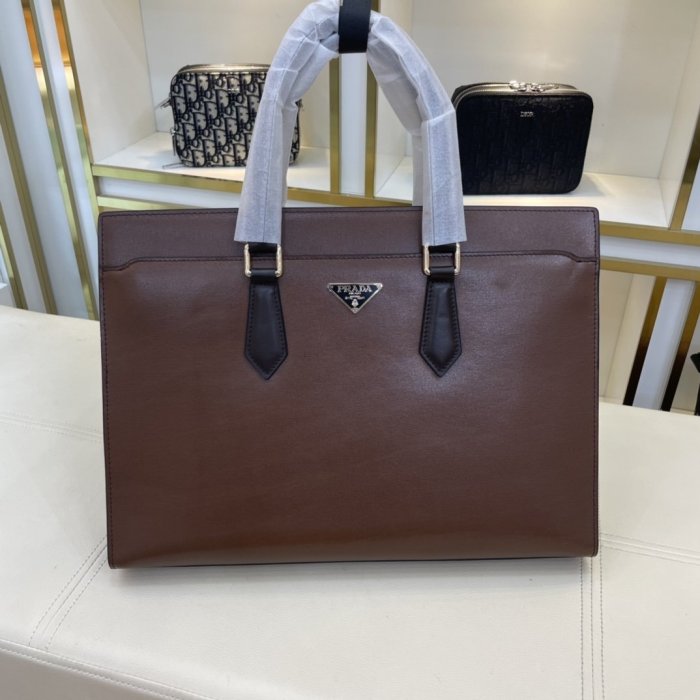 202109SS新作 Prada プラダ メンズ ハンドバックスーパーコピー