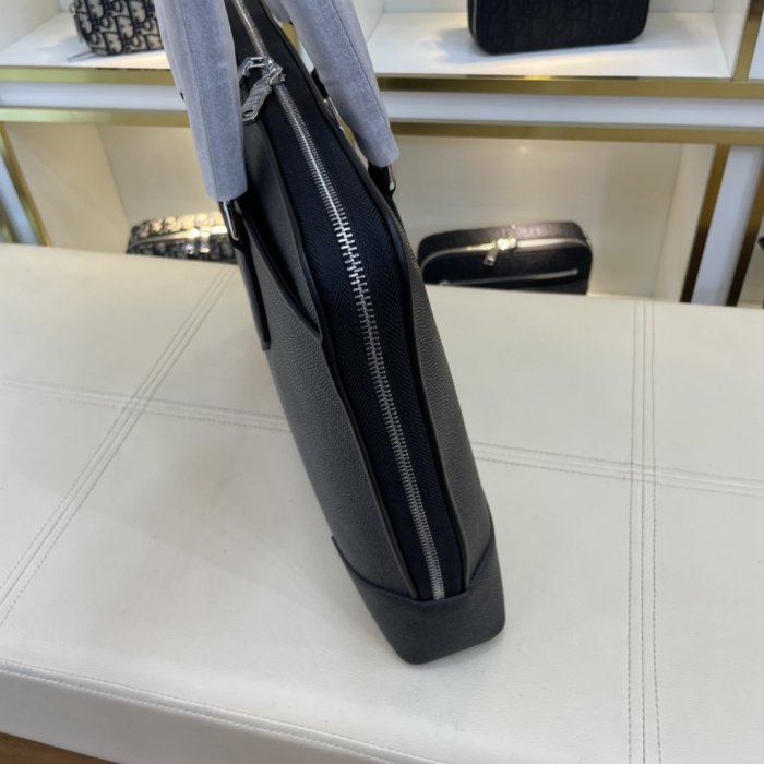 202109SS新作 Prada プラダ メンズ ハンドバックスーパーコピー