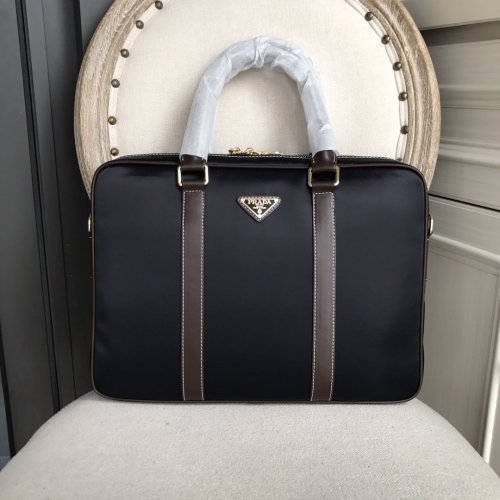 202109SS新作 Prada プラダ メンズ ハンドバックスーパーコピー