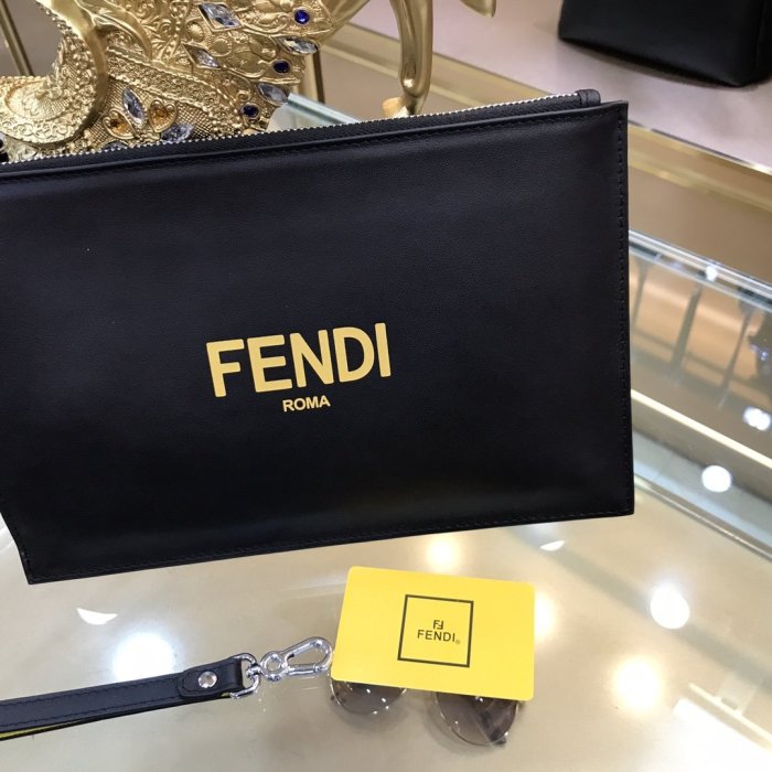 202109SS新作 FENDI フェンディ メンズ ハンドバックスーパーコピー