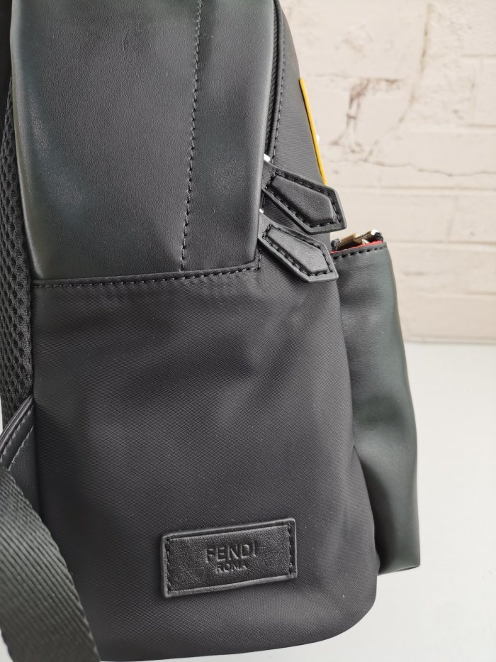202109SS新作 FENDI フェンディ メンズ リュックバックスーパーコピー