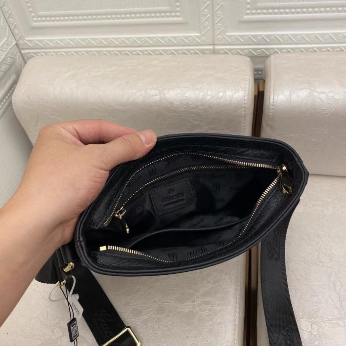 202109SS新作Gucci グッチ メンズ ショルダーバックスーパーコピー