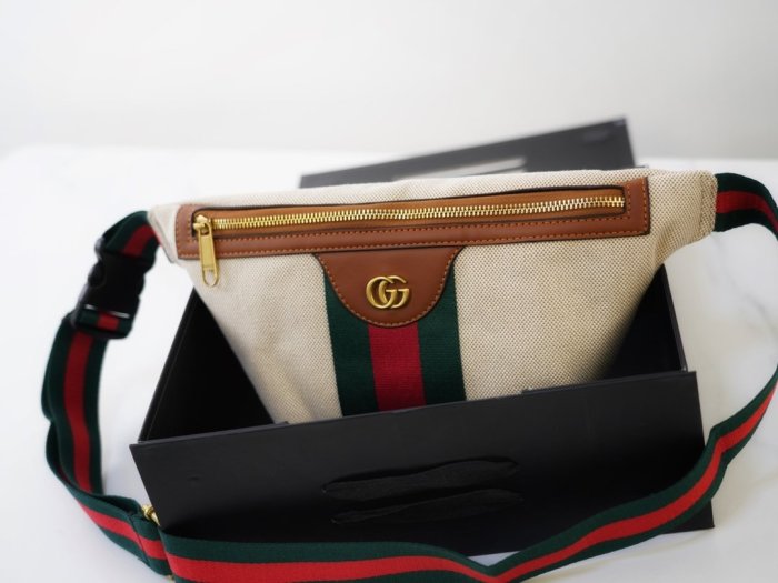 202109SS新作Gucci グッチ メンズ ショルダーバックスーパーコピー