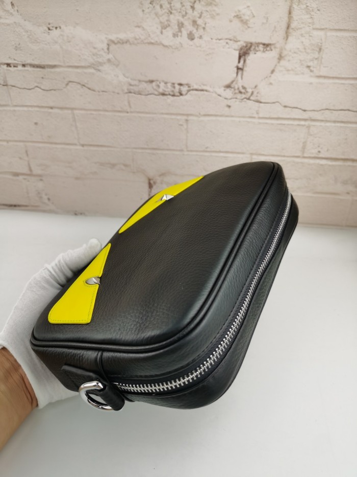 202109SS新作 FENDI フェンディ メンズショルダーバックスーパーコピー