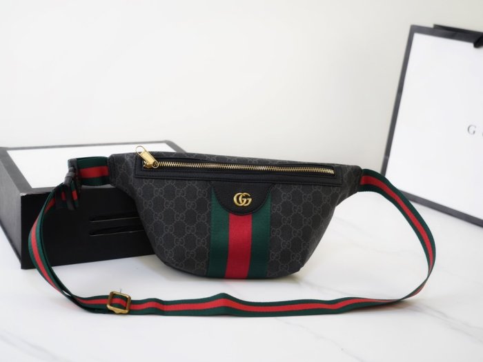 202109SS新作Gucci グッチ メンズ ショルダーバックスーパーコピー