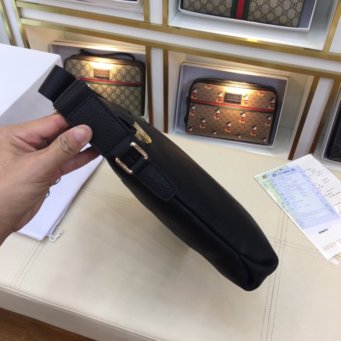 202109SS新作Gucci グッチ メンズ ショルダーバックスーパーコピー