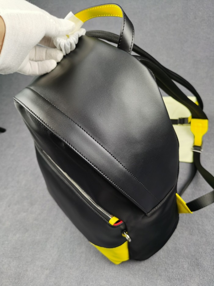 202109SS新作 FENDI フェンディ メンズ リュックバックスーパーコピー
