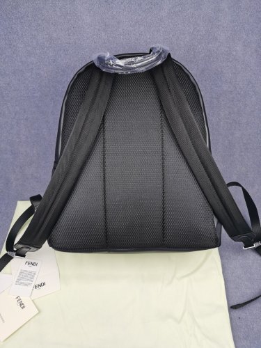202109SS新作 FENDI フェンディ メンズ リュックバックスーパーコピー