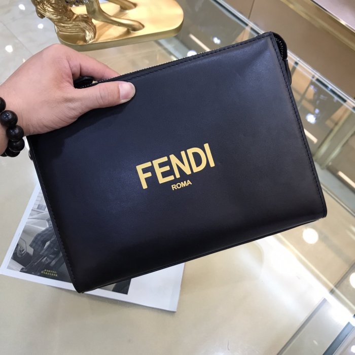 202109SS新作 FENDI フェンディ メンズ ハンドバックスーパーコピー