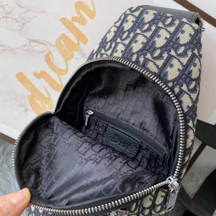 202109SS新作 Dior ディオール メンズ ショルダーバックスーパーコピー