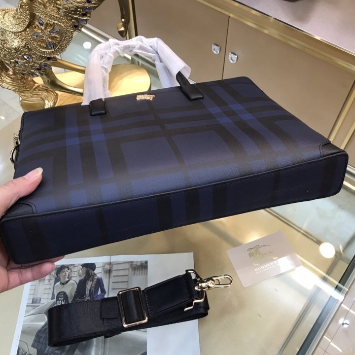 202109SS新作 Burberry バーバリー メンズ ハンドバックスーパーコピー