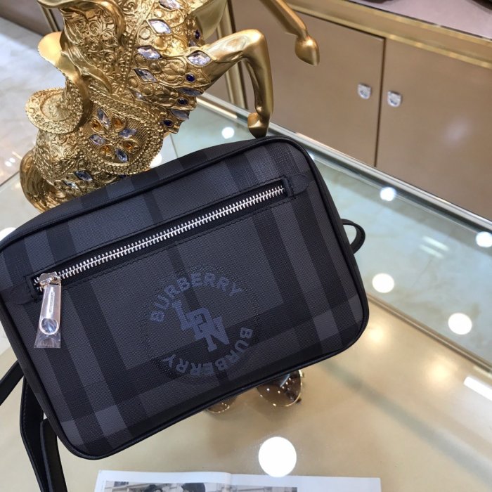 202109SS新作 Burberry バーバリー メンズ ショルダーバックスーパーコピー