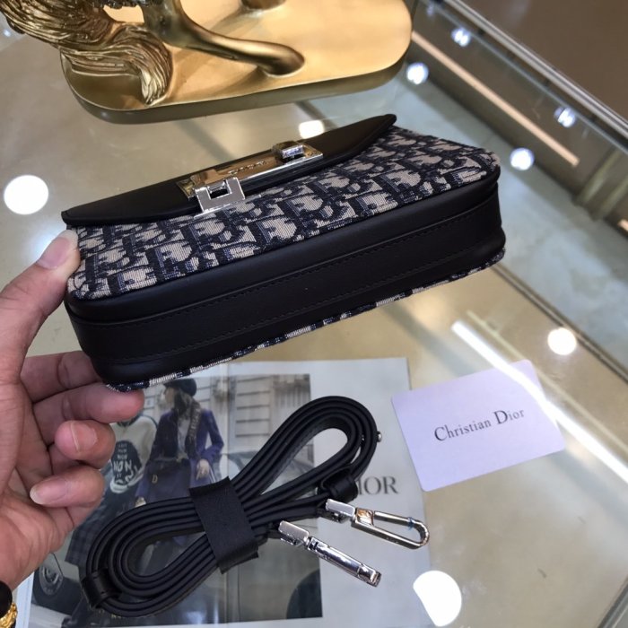 202109SS新作 Dior ディオール メンズ ショルダーバックスーパーコピー