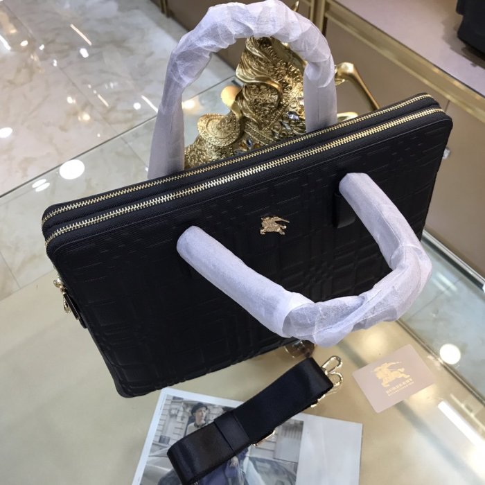 202109SS新作 Burberry バーバリー メンズ ハンドバックスーパーコピー