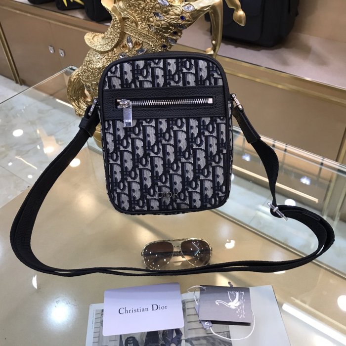 202109SS新作 Dior ディオール メンズ ショルダーバックスーパーコピー