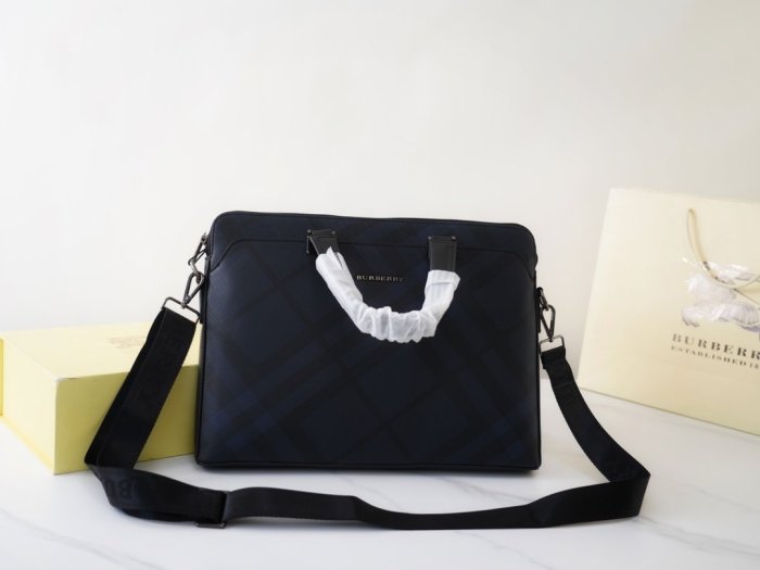 202109SS新作 Burberry バーバリー メンズ ハンドバックスーパーコピー