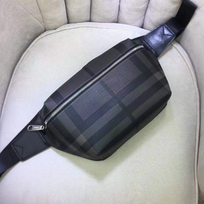 202109SS新作 Burberry バーバリー メンズ ショルダーバックスーパーコピー