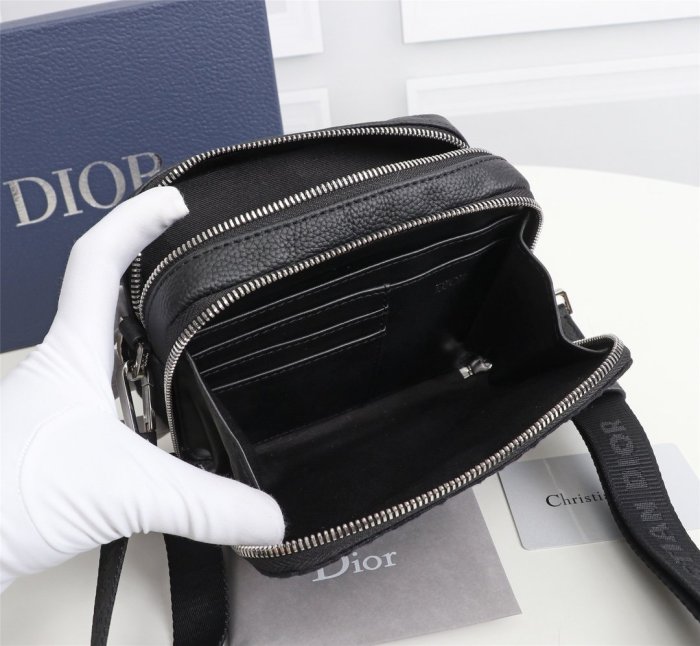 202109SS新作 Dior ディオール メンズ ショルダーバックスーパーコピー