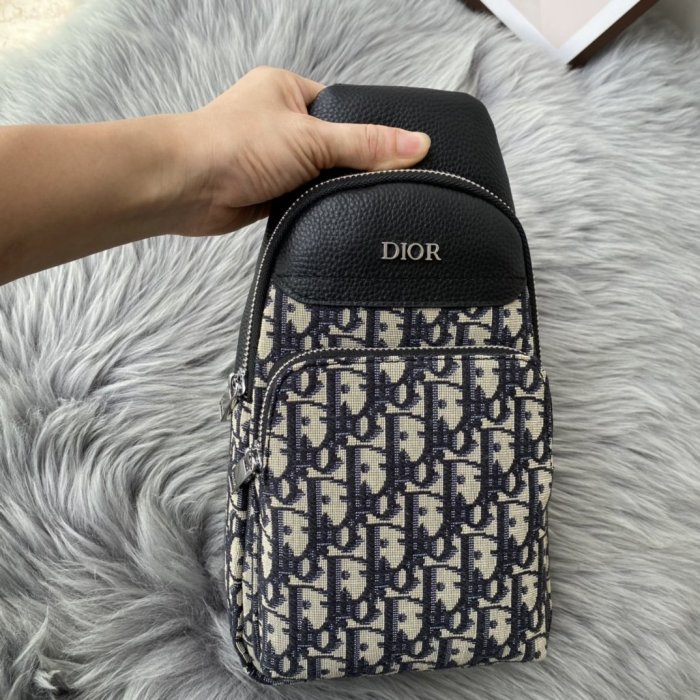 202109SS新作 Dior ディオール メンズ ショルダーバックスーパーコピー