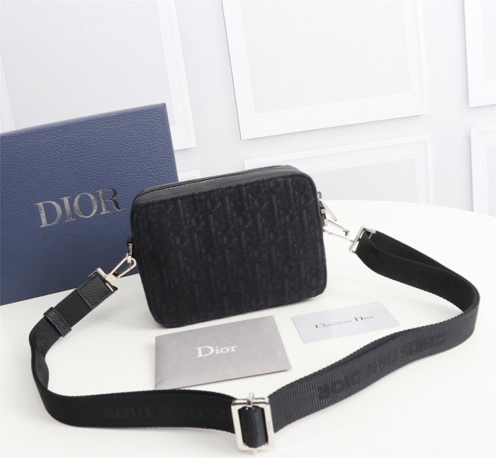 202109SS新作 Dior ディオール メンズ ショルダーバックスーパーコピー