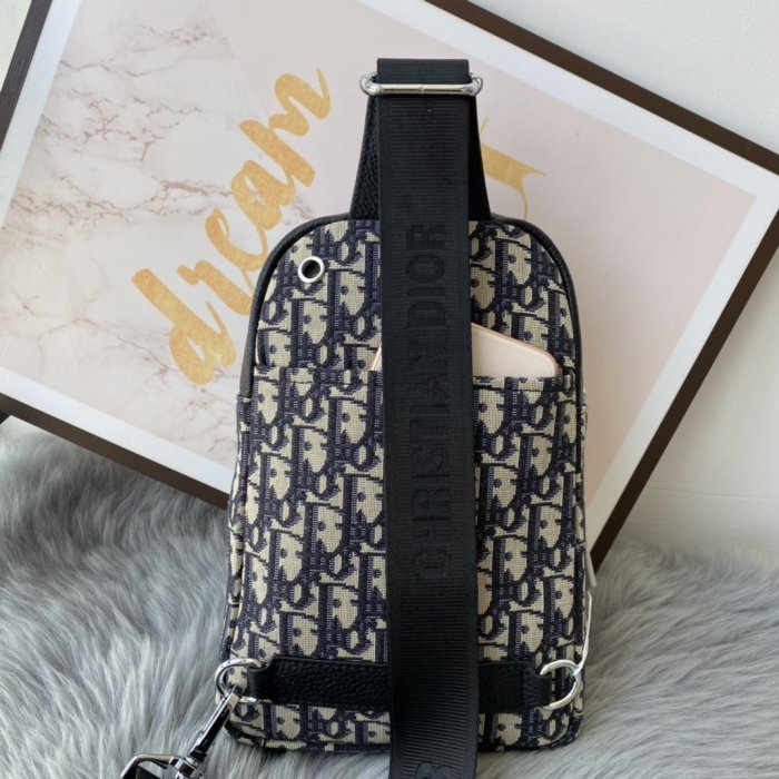 202109SS新作 Dior ディオール メンズ ショルダーバックスーパーコピー