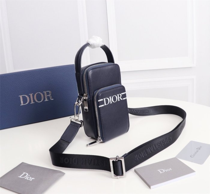 202109SS新作 Dior ディオール メンズ ショルダーバックスーパーコピー