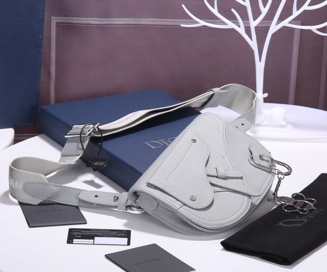 202109SS新作 Dior ディオール メンズ ショルダーバックスーパーコピー