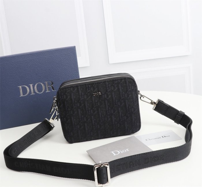 202109SS新作 Dior ディオール メンズ ショルダーバックスーパーコピー