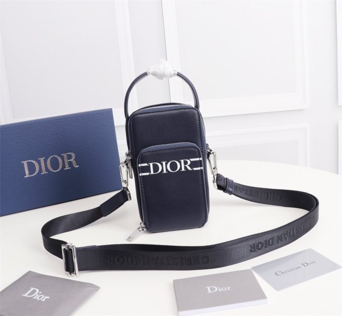 202109SS新作 Dior ディオール メンズ ショルダーバックスーパーコピー