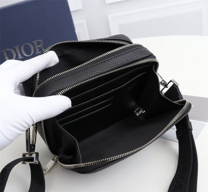 202109SS新作 Dior ディオール メンズ ショルダーバックスーパーコピー