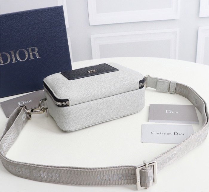 202109SS新作 Dior ディオール メンズ ショルダーバックスーパーコピー