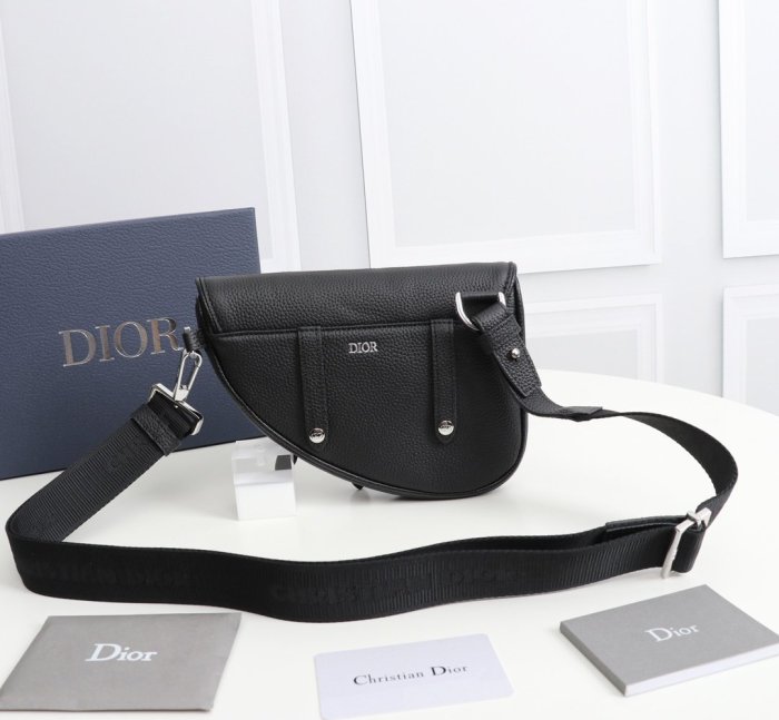 202109SS新作 Dior ディオール メンズ ショルダーバックスーパーコピー