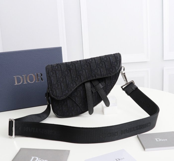 202109SS新作 Dior ディオール メンズ ショルダーバックスーパーコピー