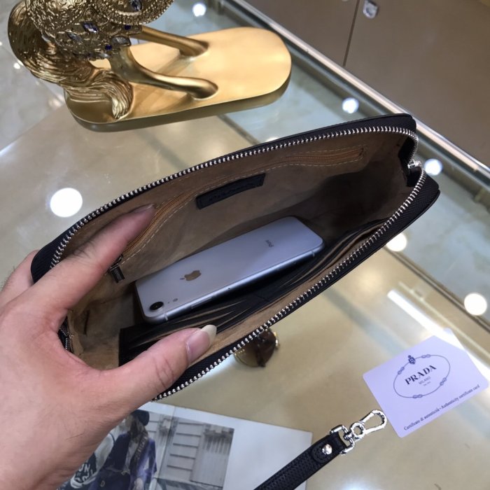 202110SS新作 Prada プラダ メンズ ハンドバックスーパーコピー