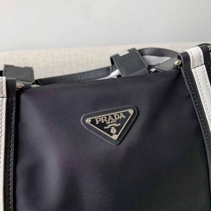 202110SS新作 Prada プラダ メンズ ハンドバックスーパーコピー