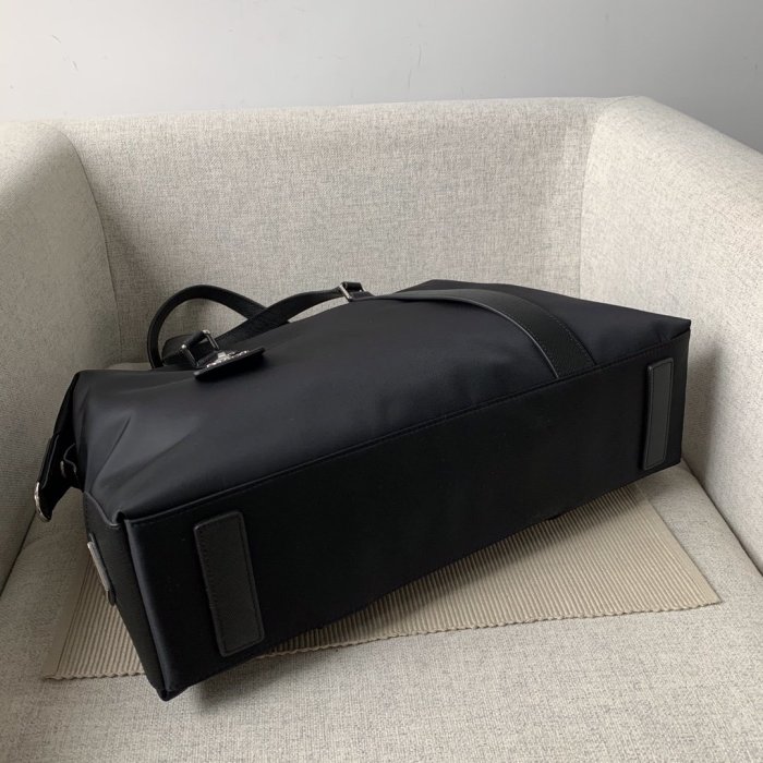 202110SS新作 Prada プラダ メンズ ハンドバックスーパーコピー
