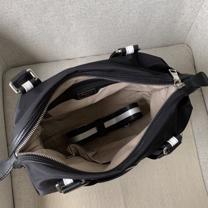 202110SS新作 Prada プラダ メンズ ハンドバックスーパーコピー