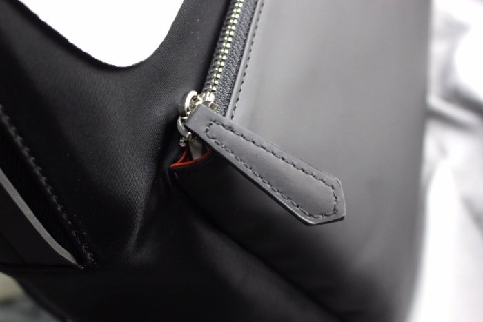 202110SS新作 FENDI フェンディ メンズ リュックバックスーパーコピー